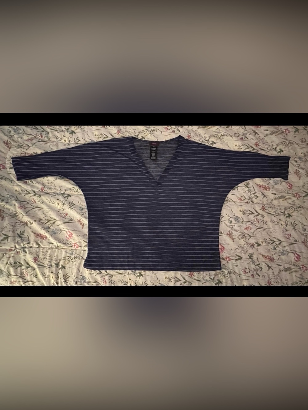 Avon mark. Semi-sheer Spring/Summer V-Neck blouse.